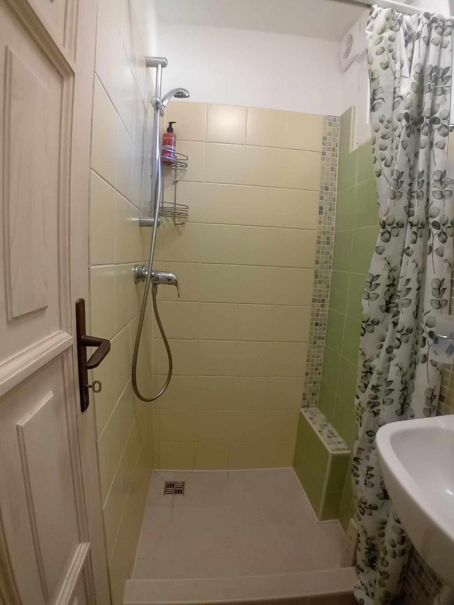 Edi Apartman فيتْشيش المظهر الخارجي الصورة